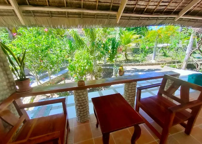T Breeze Coastal Resort Moalboal