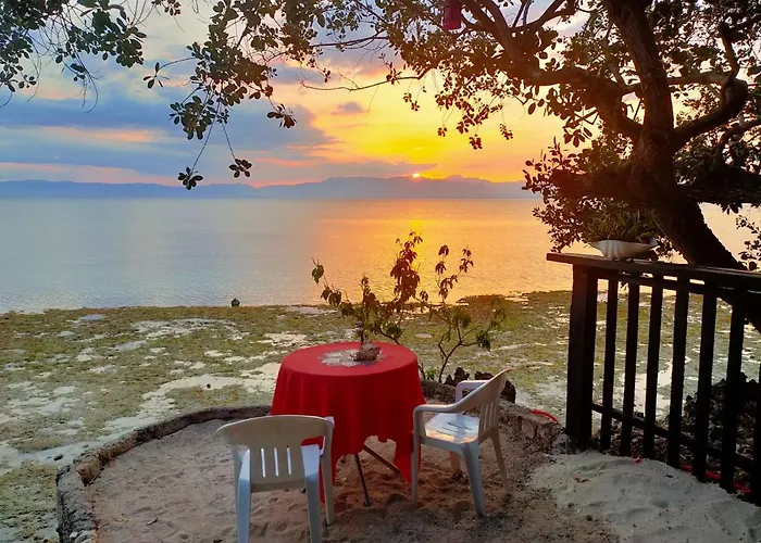 T Breeze Coastal 4* Moalboal